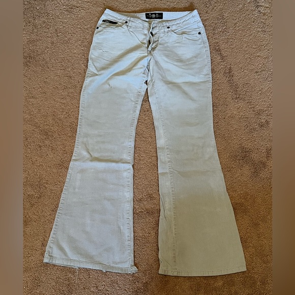 Vintage 1990s/Y2K l.e.i. Corduroy Pants - Boot Cut/Flare Low Rise Button Fly - Picture 2 of 9
